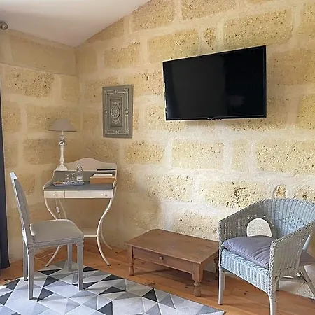 Domaine De Monein 3*